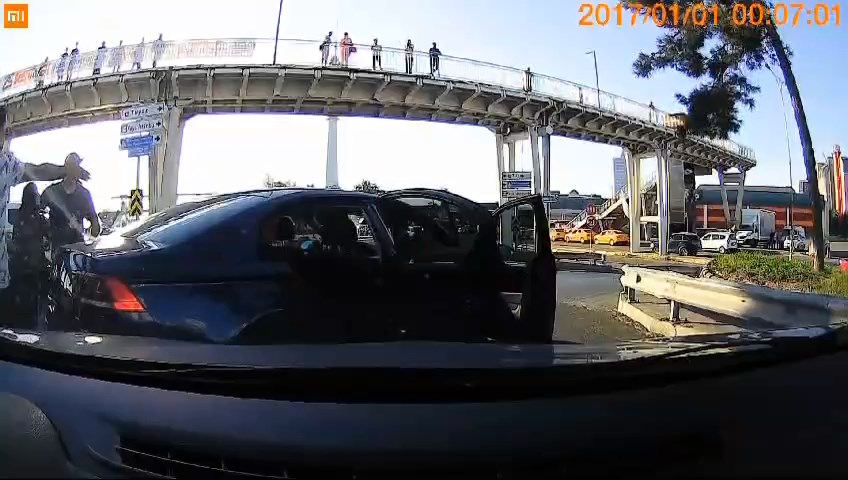 İstanbul - Büyükçekmece’de sürücülerin 'Sinyal vermedin