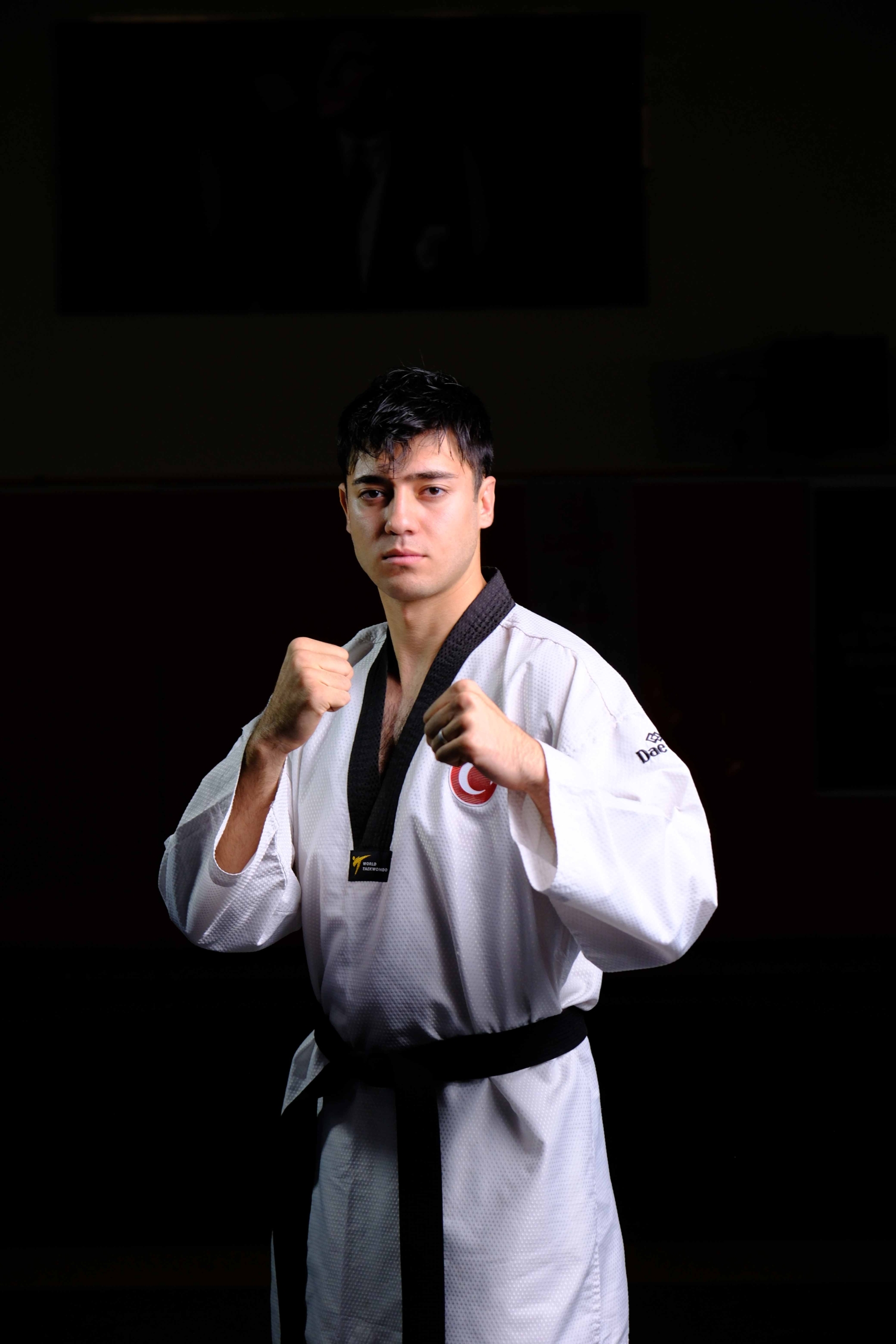 Milli taekwondocu Emre Kutalmış Ateşli: Motivasyonum altın m