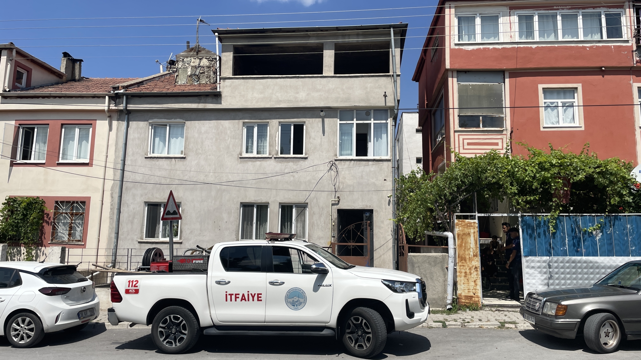 Kayseri'de evde çakmakla oynayan çocuk yangına neden oldu